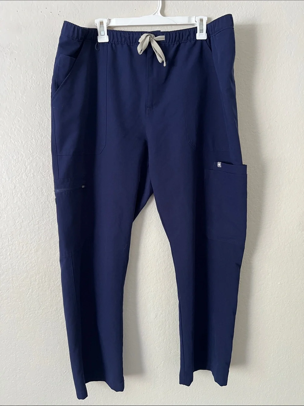 EUC FIGS Men's Cairo Cargo Scrub Pants Navy Size XXL/S